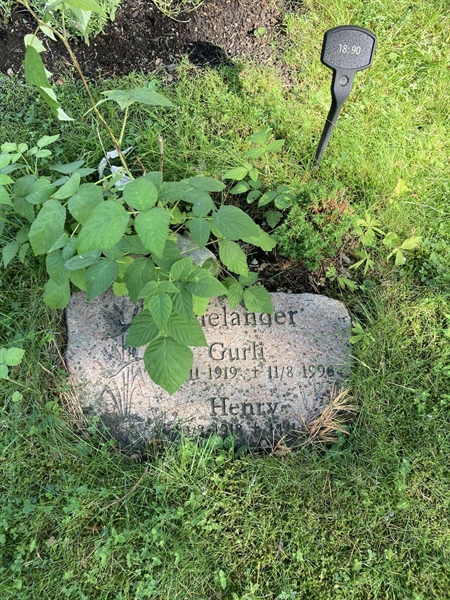 Grave number: 1 18    90