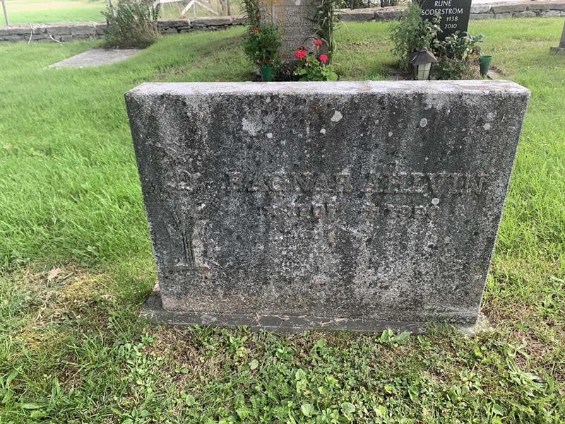 Grave number: Ar D    54