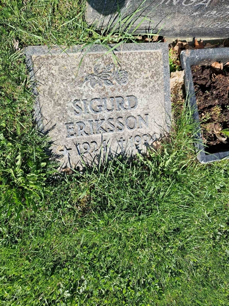 Grave number: 1 19    28