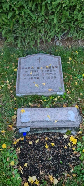 Grave number: M C  158, 159