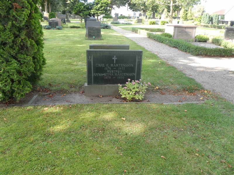 Grave number: SK G    41, 42