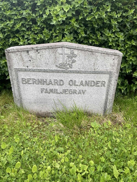 Gravnummer: DU NA   156, 157