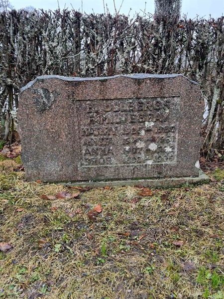 Grave number: 1 26    5