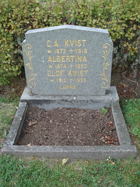 Grave number: KU 05    35