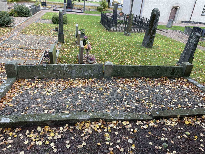 Grave number: ÖV B     5