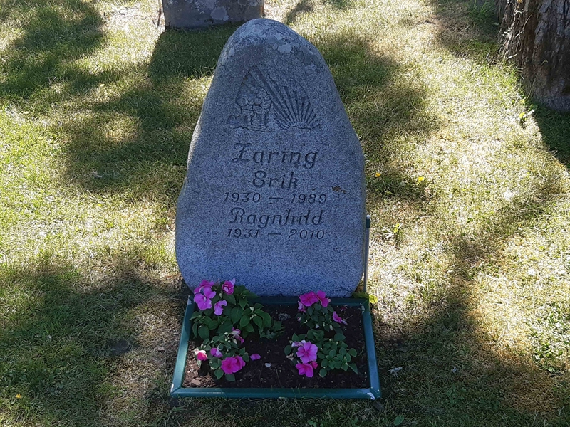 Grave number: JÄ 13   115