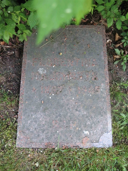 Grave number: HÖB 18     8
