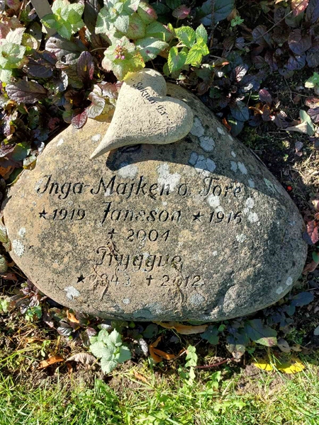 Hautatunnus: 1 L   067