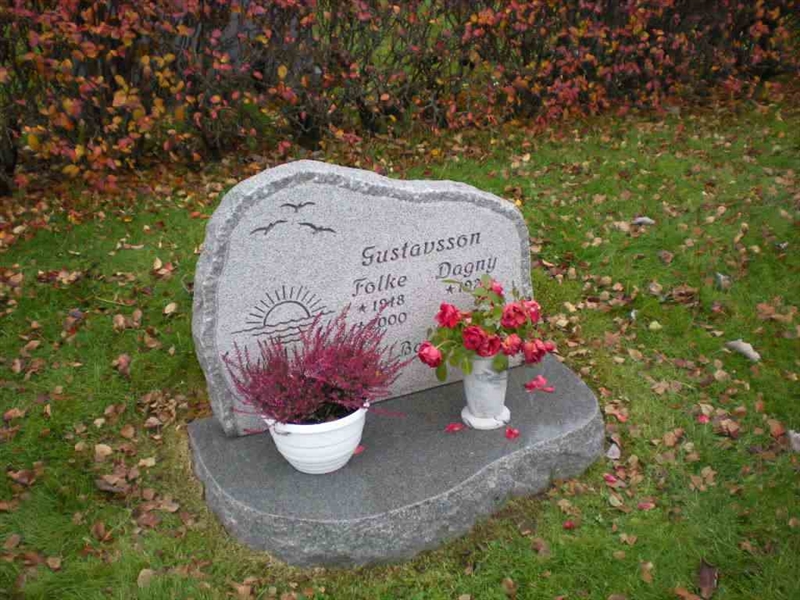 Grave number: N 008  0091, 0092