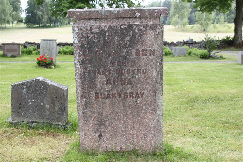 Grave number: GK TABOR    37, 38