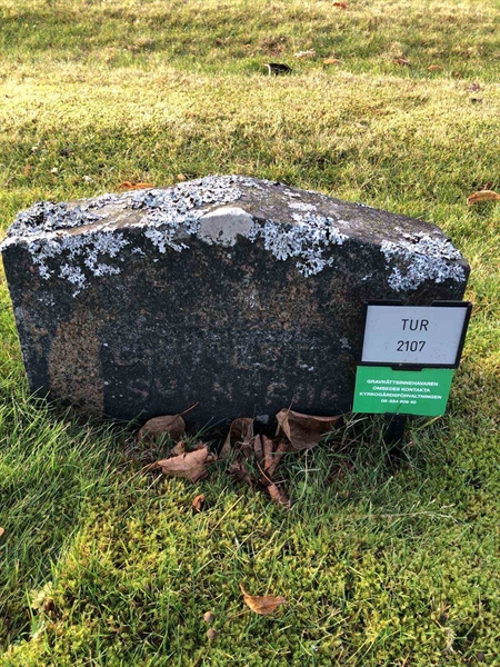 Grave number: TUR 2107