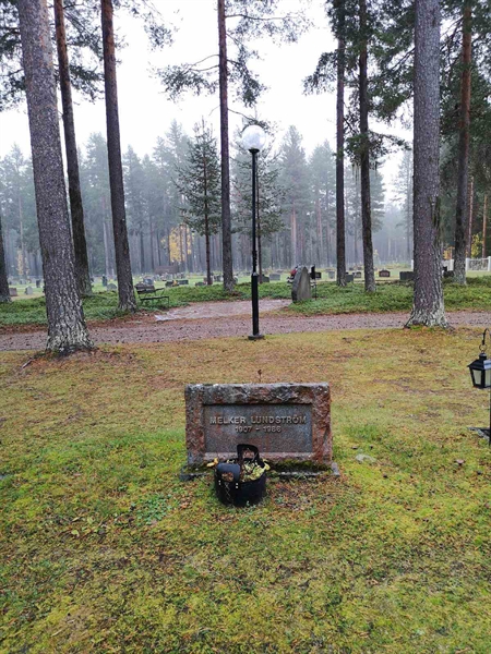 Grave number: VLM 15    12