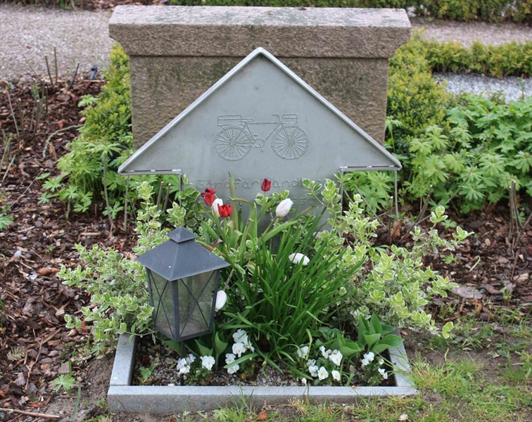 Grave number: Ö U02    93