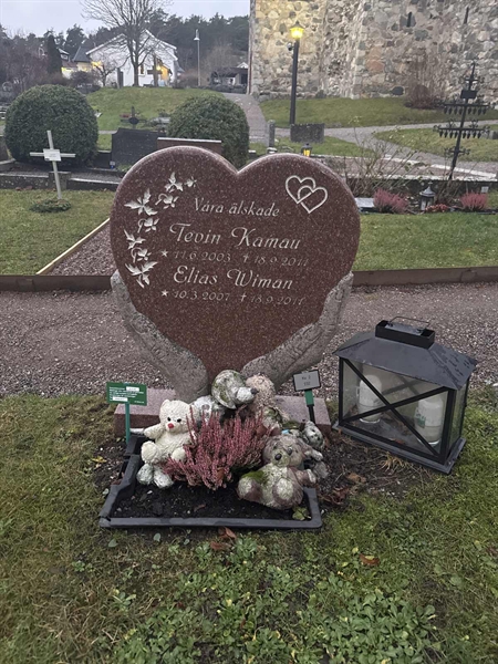 Grave number: SI 2   232