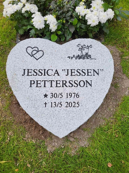 Grave number: H HA 218