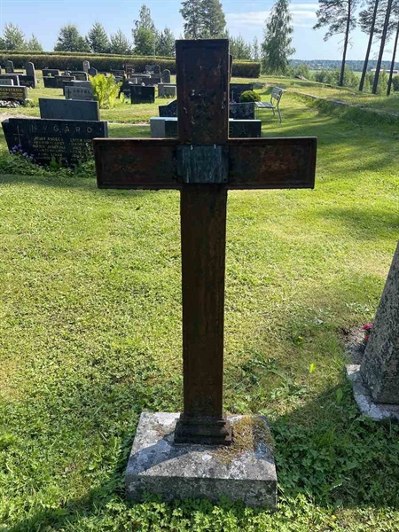 Hautatunnus: N 5 2   240a