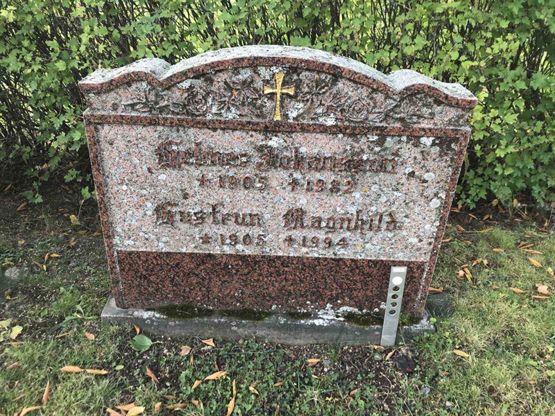 Grave number: ÅR U1    42
