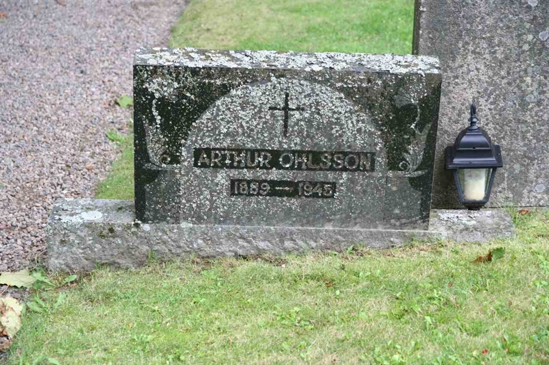 Grave number: F G B 183