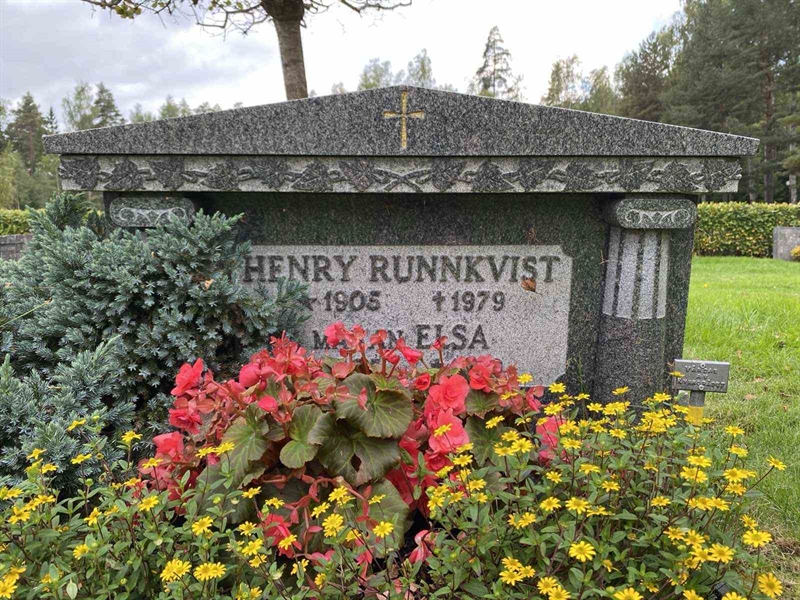 Hautatunnus: 1 19    186, 187