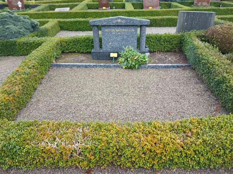 Gravnummer: Si I    24, 25, 26