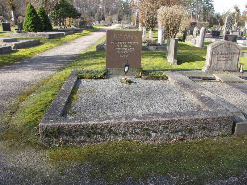 Grave number: HJ   171, 172