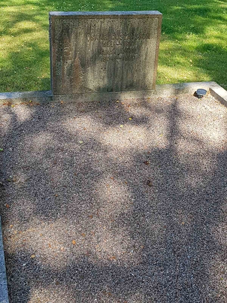 Grave number: 01   343