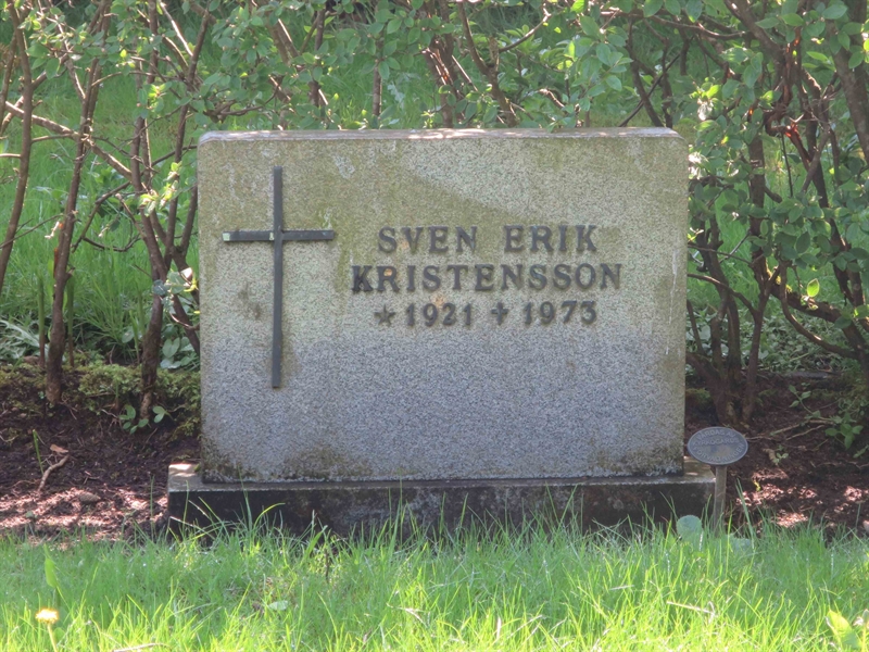Grave number: HÖB 68   105