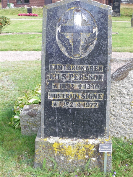Grave number: NSK 06    23