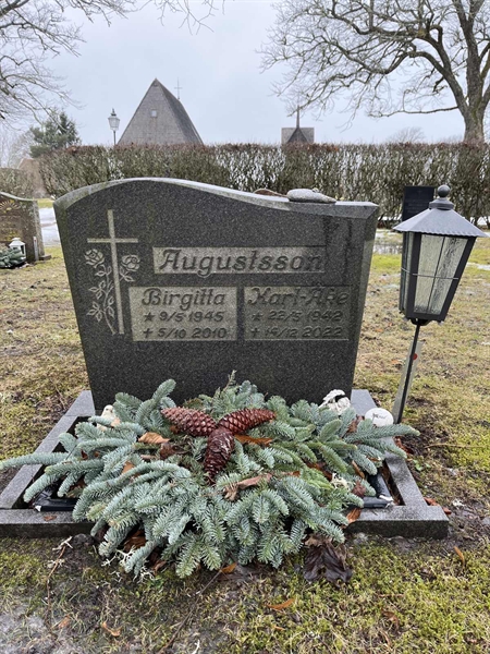 Gravnummer: SJ L    43, 44