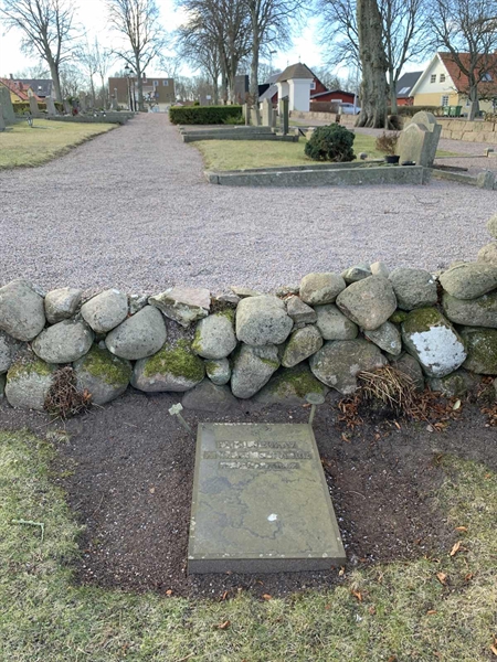 Grave number: SÖ F    99
