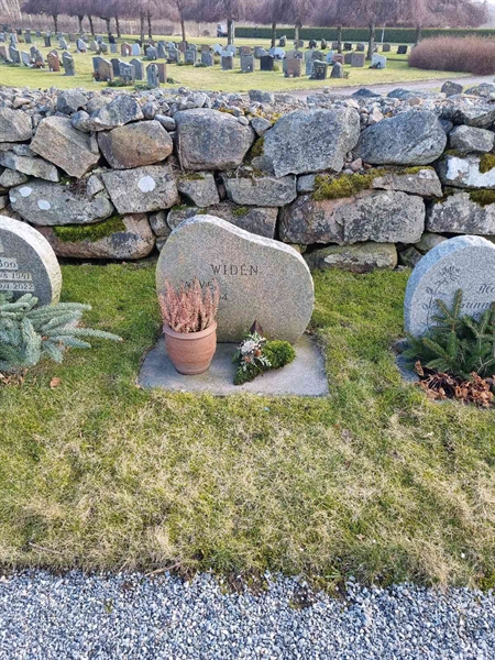 Grave number: TG 008 1164