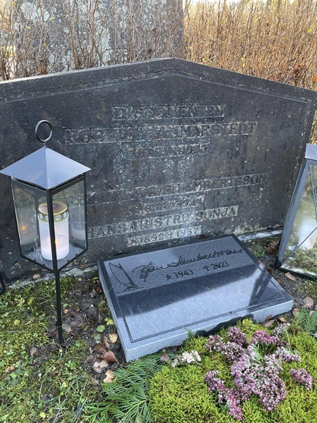 Hautatunnus: 1 U   501