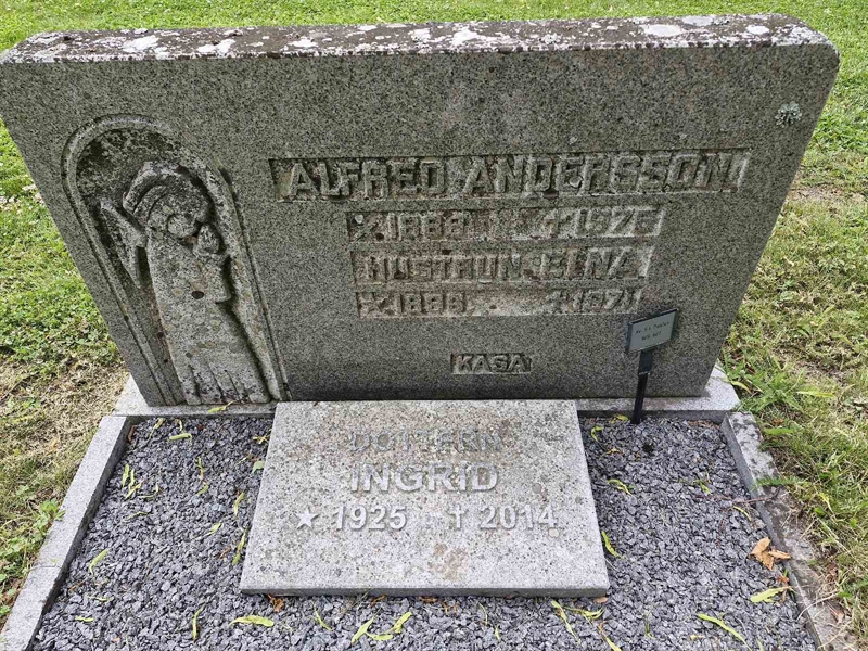 Grave number: GR PA   686-687