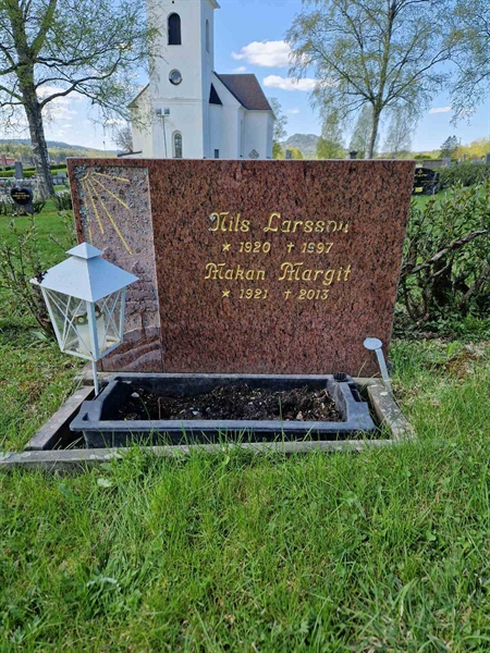 Grave number: 501 19 3732-3734