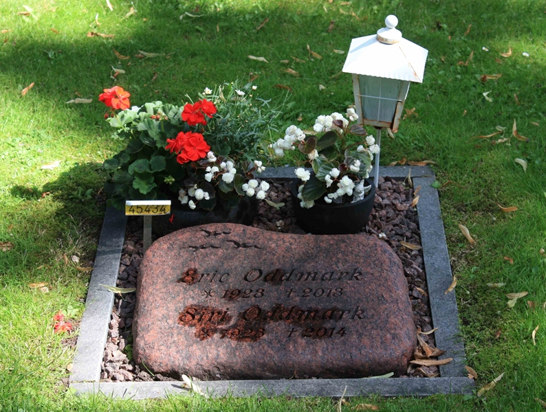 Grave number: Ö 45   434