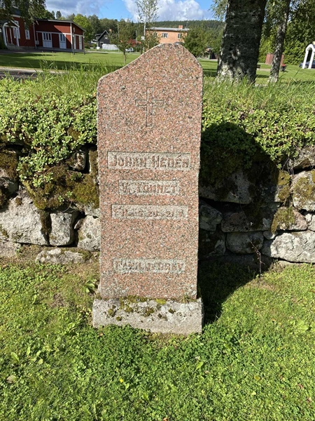 Grave number: 1 GaKy Kv09    76-78