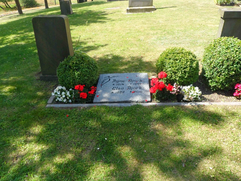 Grave number: ÖV D    55B