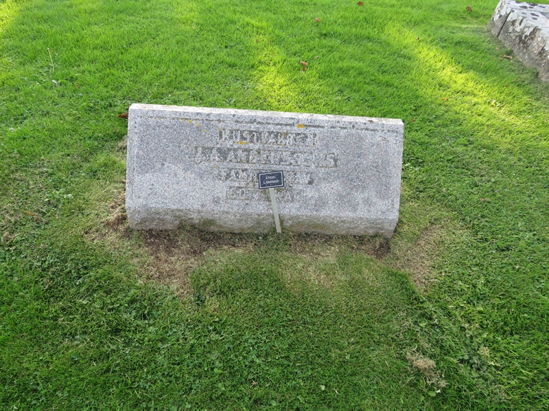 Grave number: 1 05   87