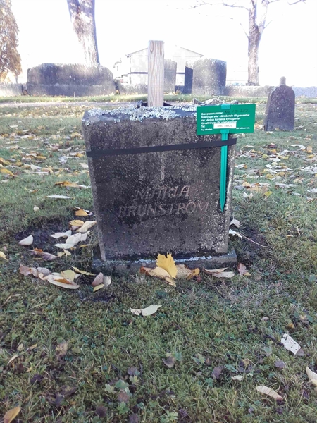 Grave number: NO 19   255