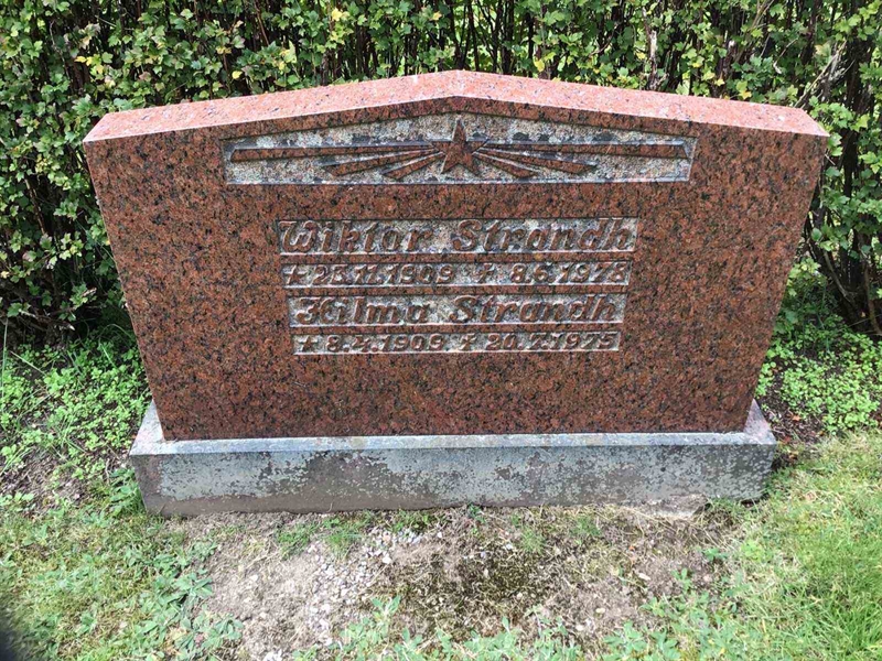 Grave number: 20 B    92-93