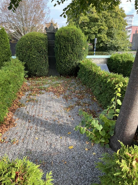 Grave number: VK I    13
