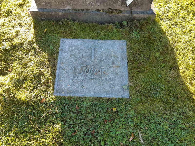 Hautatunnus: Fr 7   344-345