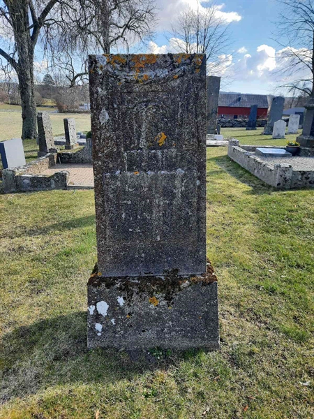 Grave number: OG N    11-12
