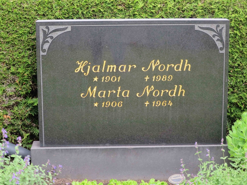 Grave number: HÖB 62    18