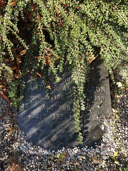 Grave number: UK 4 78 F-H