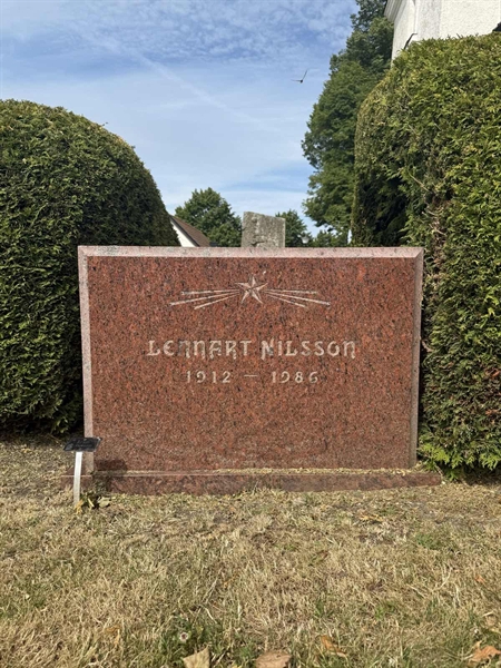Grave number: FÅ D 96, 97