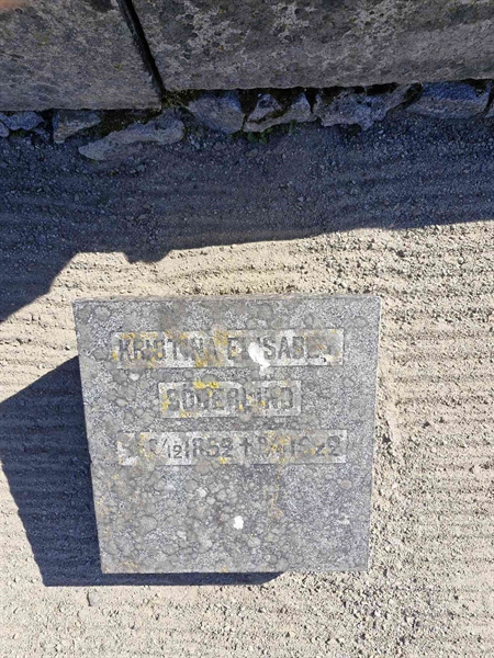 Hautatunnus: 1 FRÖJD 9B