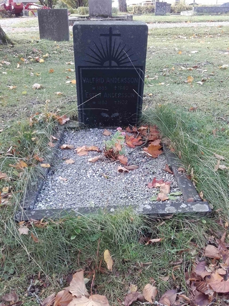 Grave number: NO 19   270