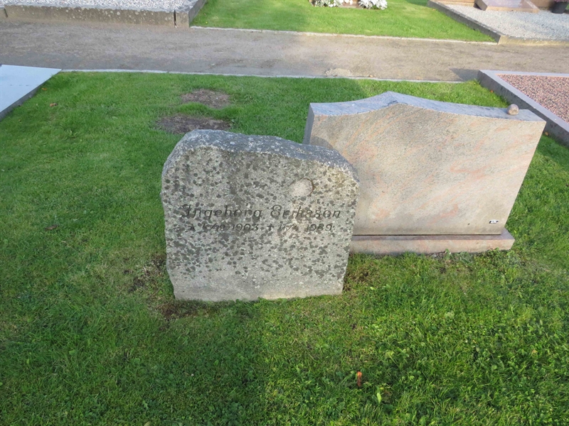 Grave number: 1 03   86
