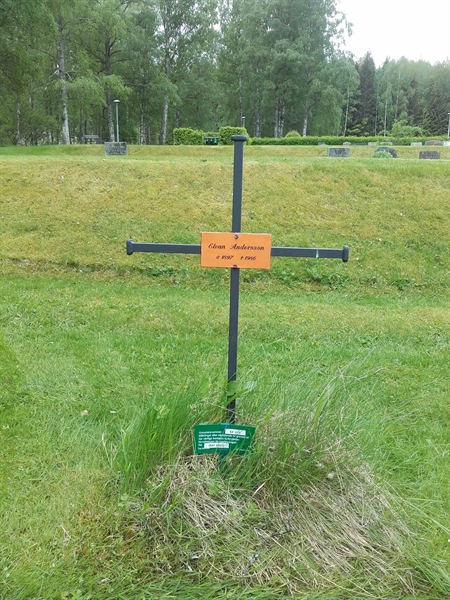 Grave number: KA 11     3